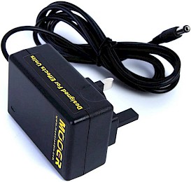 MOOER POWER SUPPLY 9V by 